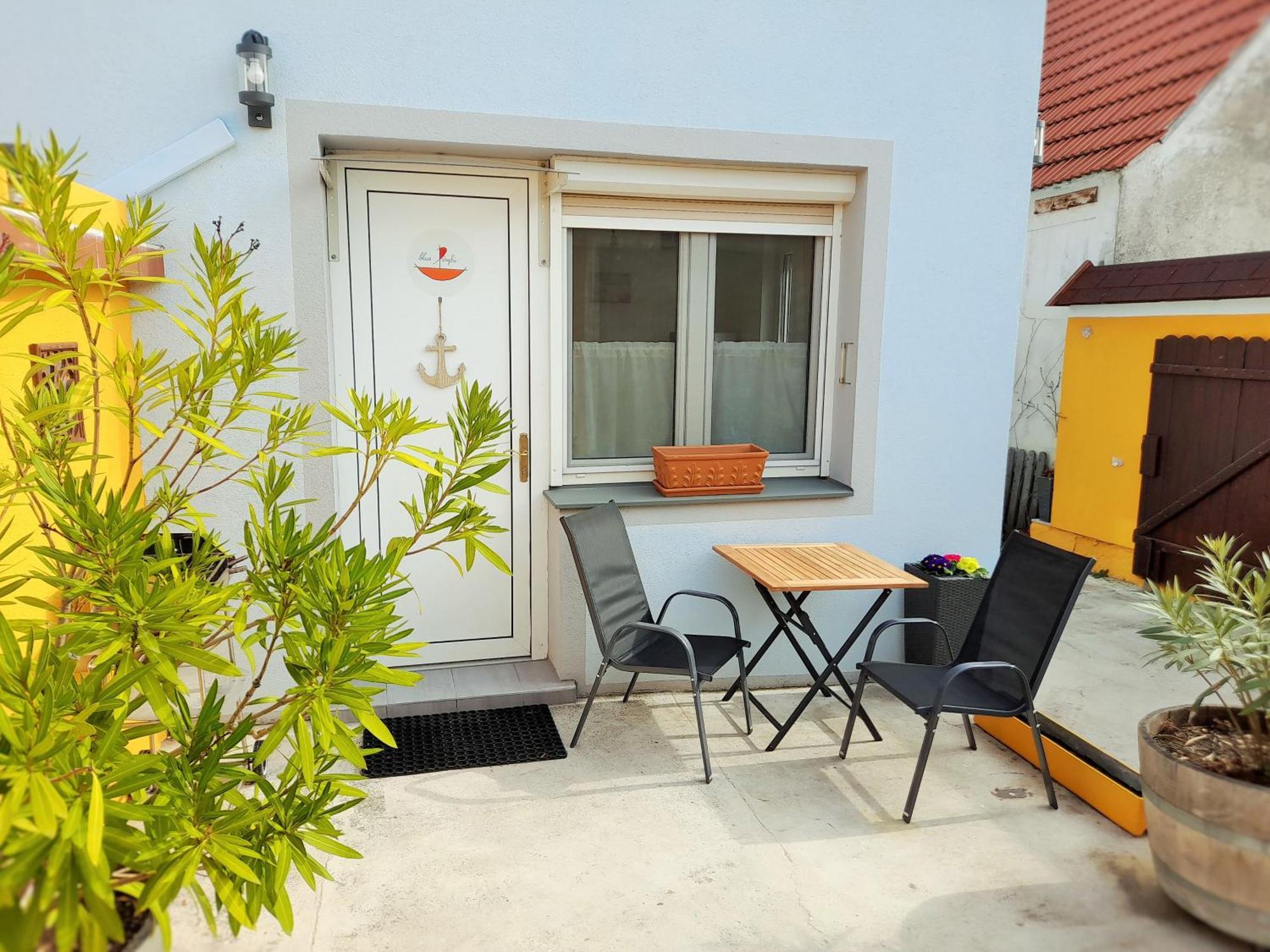 Appartement Blue Dinghi Morbisch am See Bagian luar foto